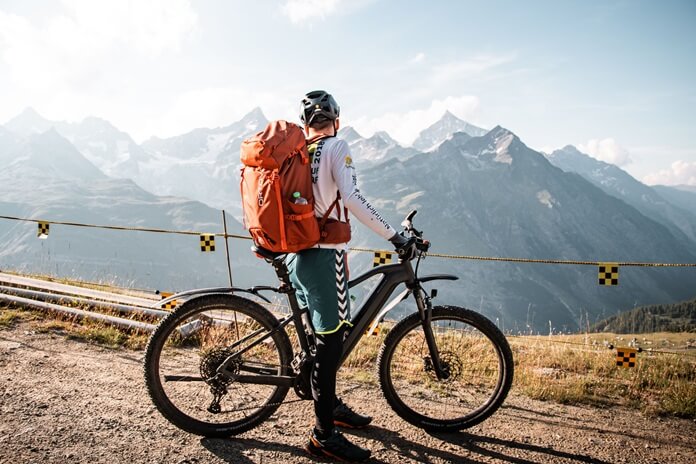 Explore Lajen on two wheels